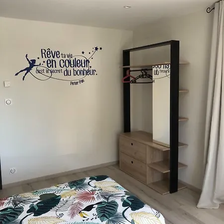 Maison De Famille Nyaraló